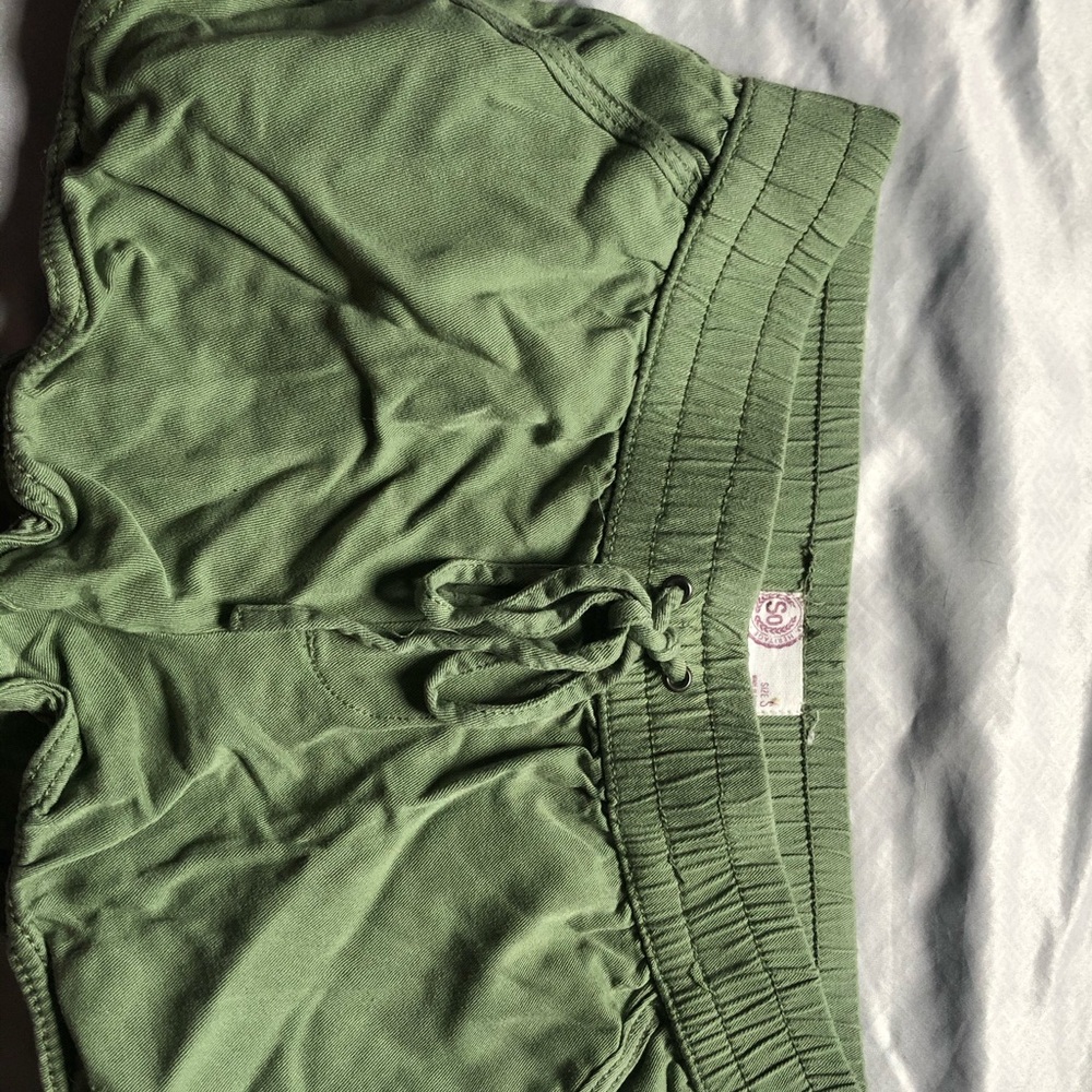 Girls green shorts